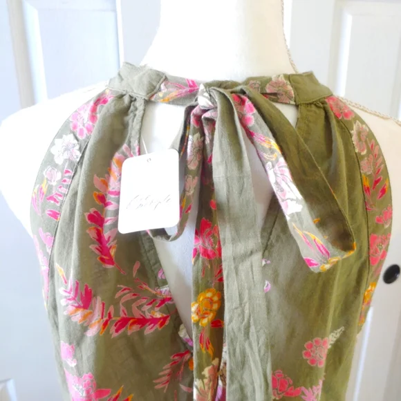 Free People Soft Army Green Pink Floral Print Top Women's Blouse Size Small NWT - Picture 3 of 7